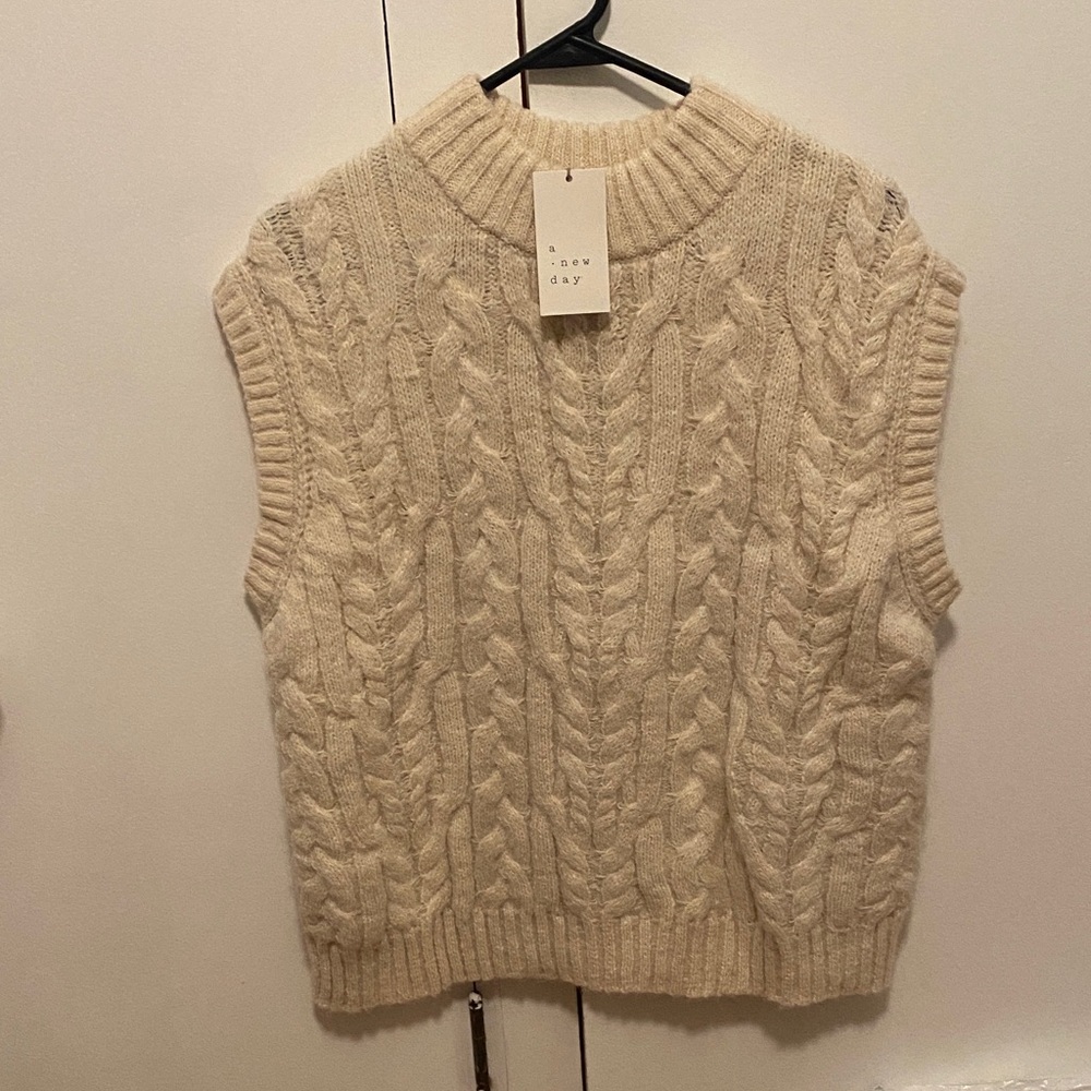 A New Day Women's Beige Cable Knit Sweater Vest